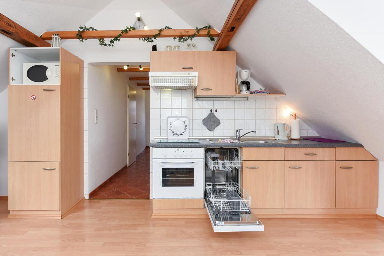 Ferienwohnungen Im Haus Friesische Weite Schillig Exteriör bild