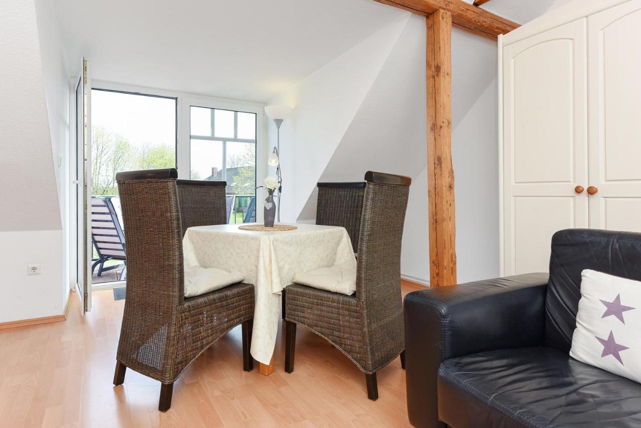 Ferienwohnungen Im Haus Friesische Weite Schillig Exteriör bild