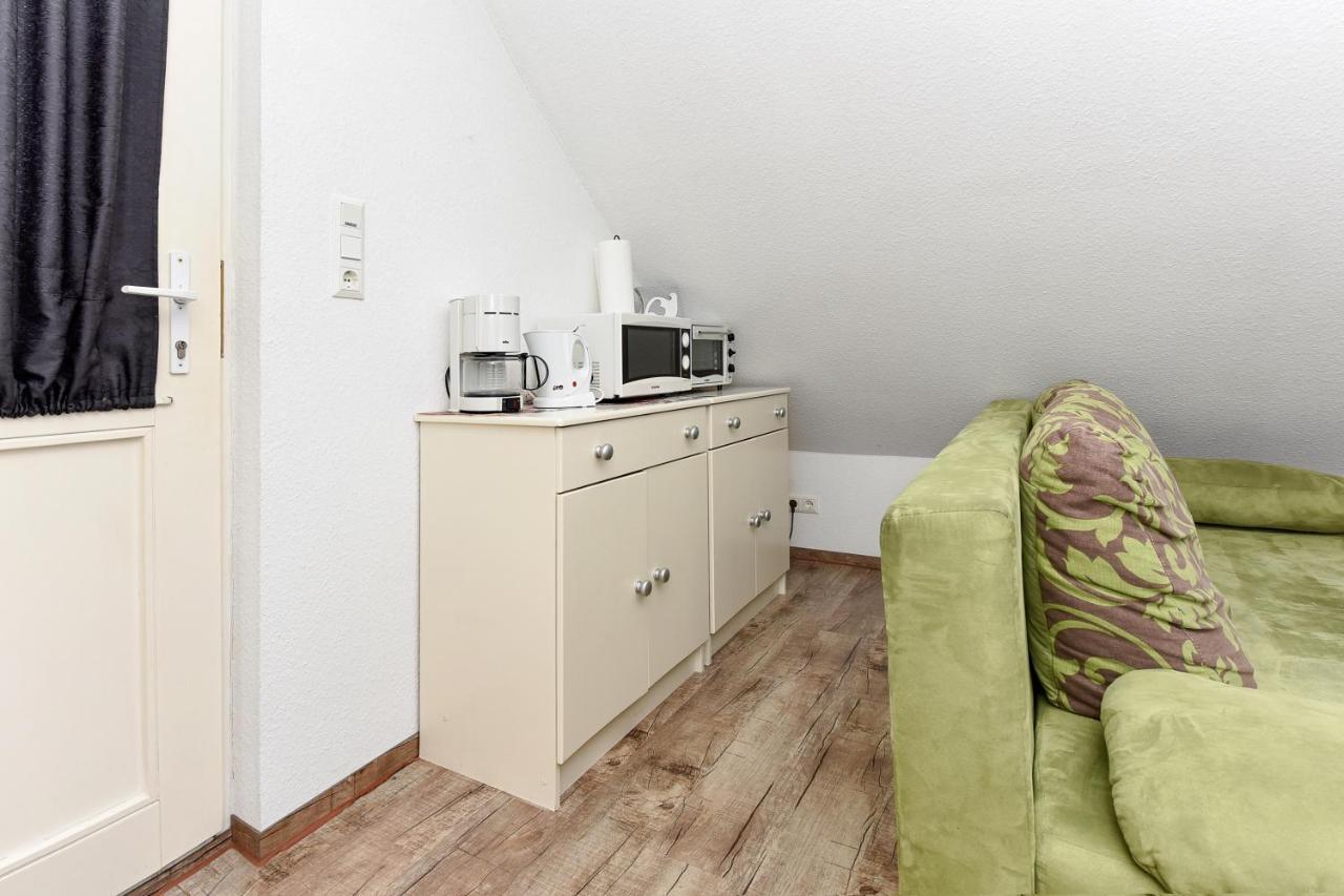 Ferienwohnungen Im Haus Friesische Weite Schillig Exteriör bild
