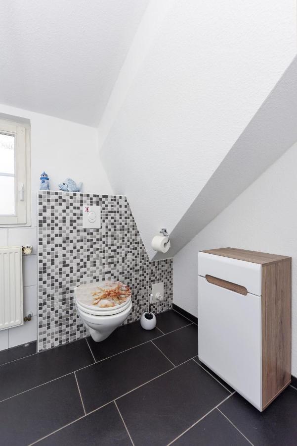 Ferienwohnungen Im Haus Friesische Weite Schillig Exteriör bild
